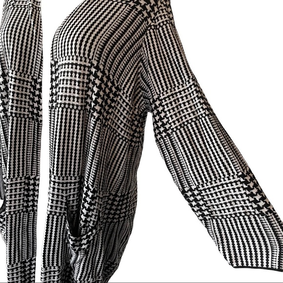 Joan Vass black white open front cardigan sweater - Picture 2 of 9